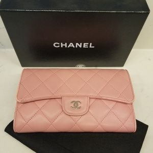 Chanel leather wallet